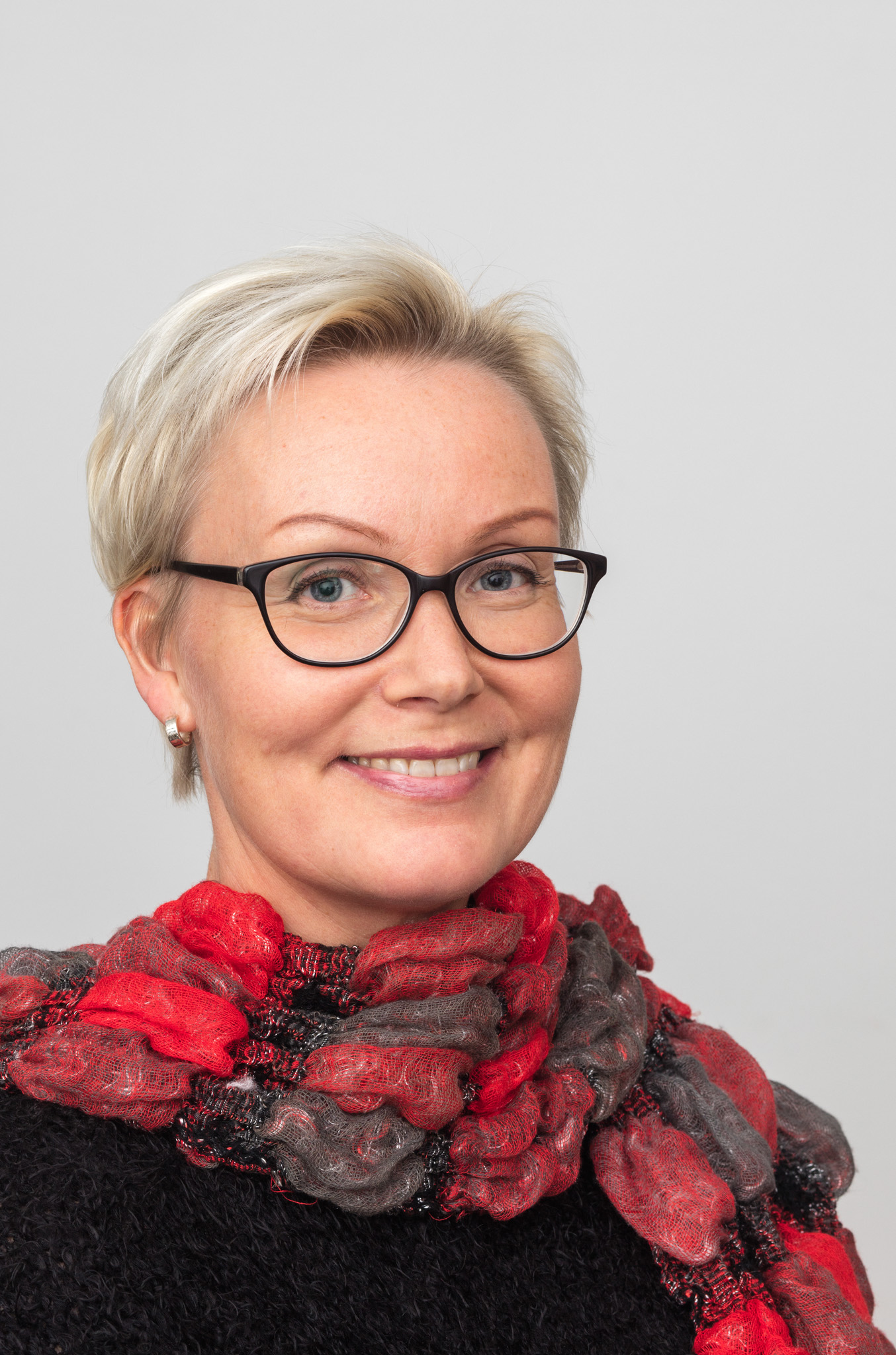 Nelly Laitinen, Svenska litteratursällskapet i Finland